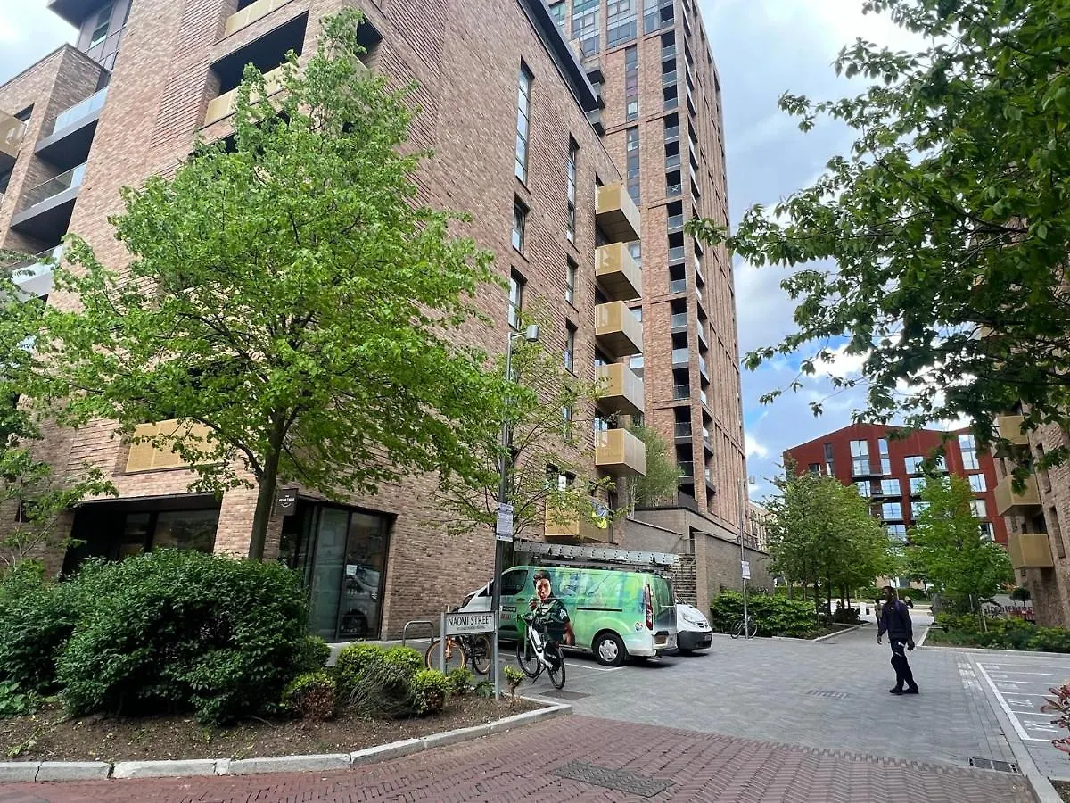Riverview Amazing 2Bed 2Bath Apt Wparking Sleeps 6 Comfortably Apartment London United Kingdom